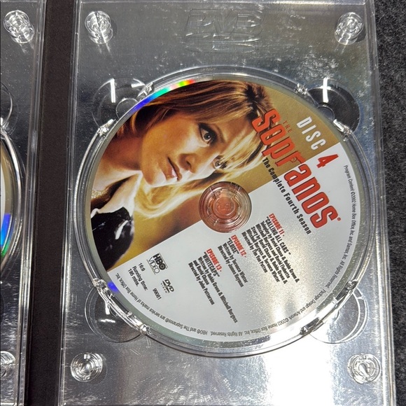 The Sopranos: The Complete Fourth Season DVD - Picture 4 of 10